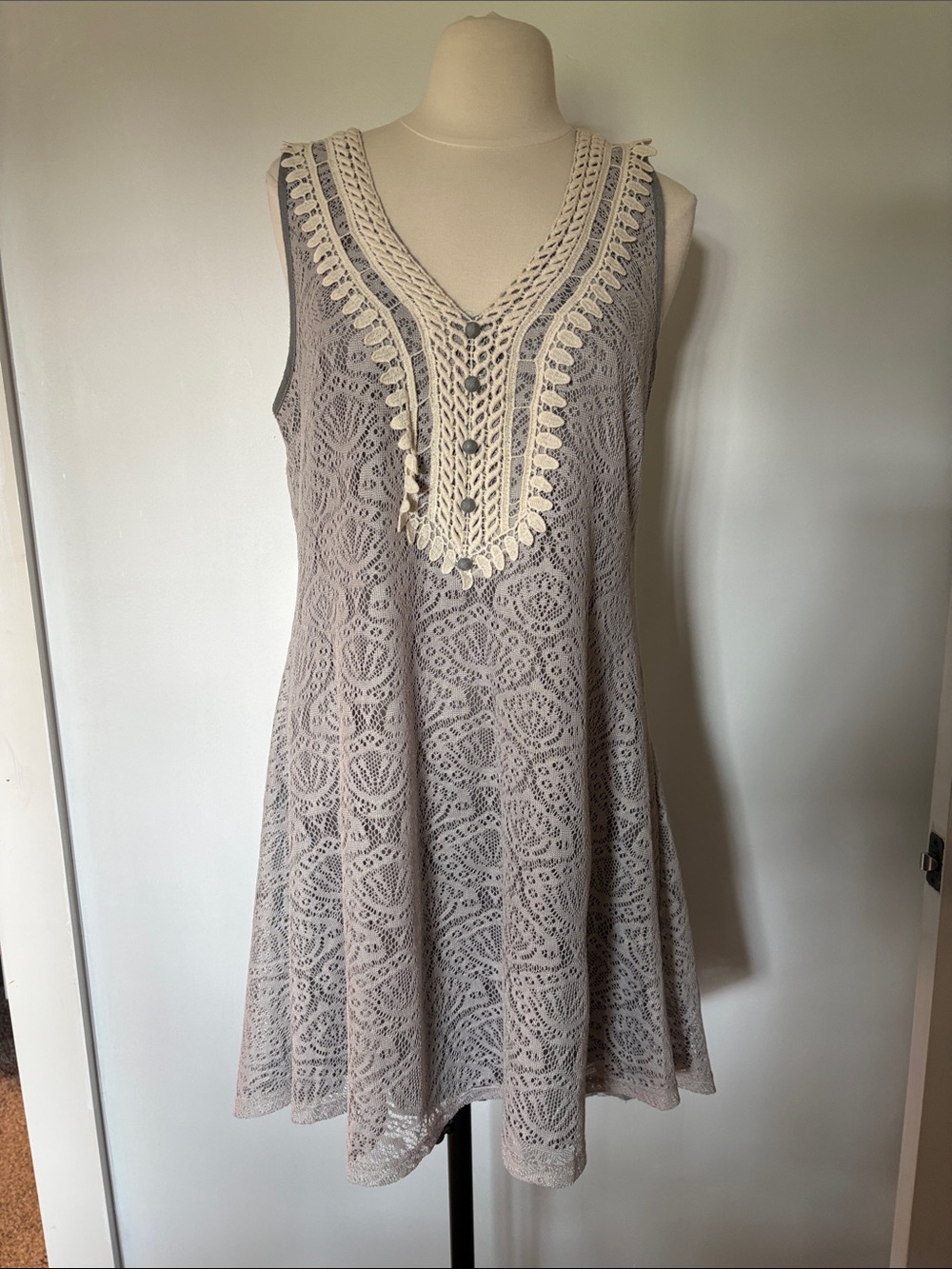 A'Reve Sleeveless Crochet Lace V-Neck Mini Dress - Gray with Cream